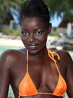 black girl bikinis shows her nice body