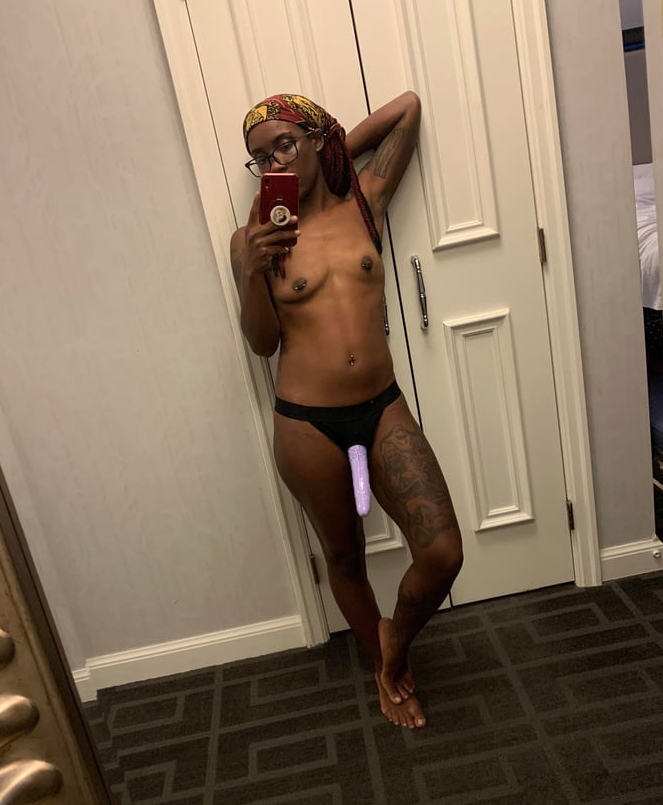 Amature Ebony Selfshot Naked BlackPussyPorn Net